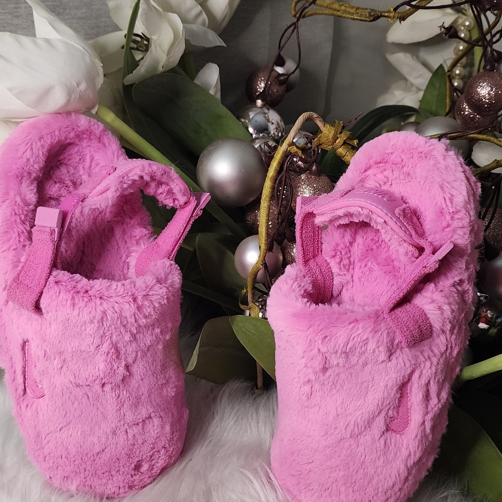 Nike Calm Pink Women's Slipper Brand New